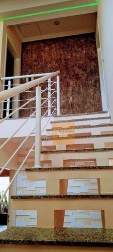 Sobrado Com 4 Dormitórios À Venda, 174 M² Por R$ 670.000,00 - Jardim Altos De Santana I - Jacareí/sp - So0661