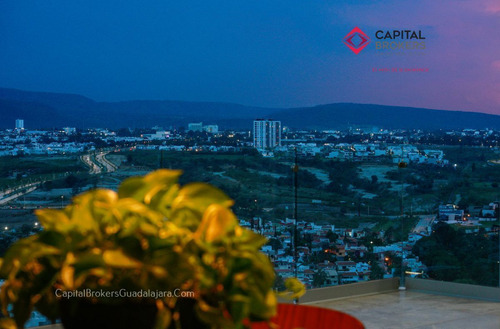 Penthouse De Super Lujo En Venta En Attala Zona Andares