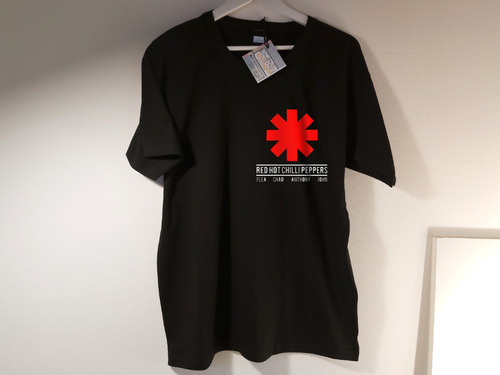 Remera Algodón Unisex Red Hot Chili Peppers Escudito
