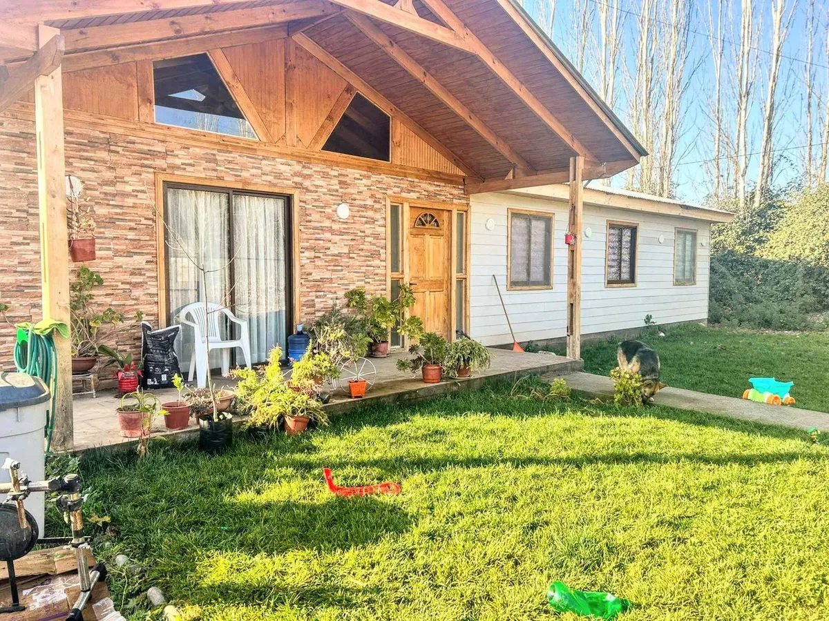 Imagen 1 de 24 de Cómoda Casa En Terreno De 1.250 M2 5d/2b (175051)