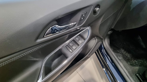 Imagen 10 de 17 de Chevrolet Cruze Lt Automático 5 Puertas