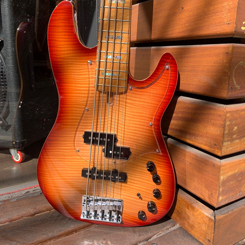 Baixo 5 Cordas Sire Marcus Miller P10 Alder Tobacco Sunburst