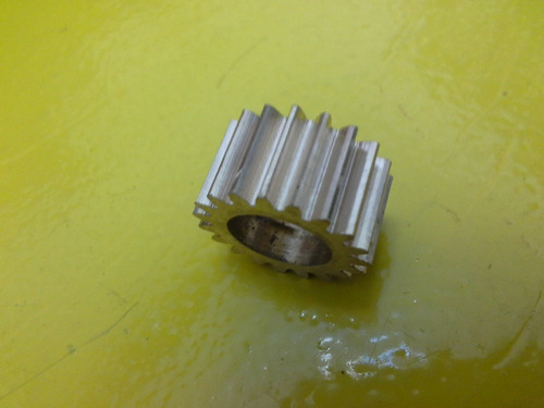 Wltoys L303-14 Engranaje Medio Diferencial Auto Rc 1/10 (Usado)