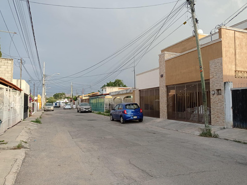 Terreno De 250 M2 En Jardines De Miraflores, Merida