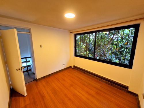 Los Aliagas/ Metro Villa Frei- 2d +1d Uso Home Office-2b