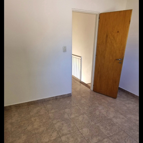 Alquiler Duplex 3 Ambientes C/cochera Y Patio San Miguel.