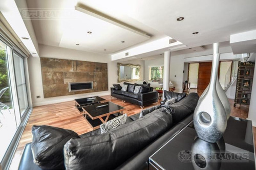 Imagen 7 de 19 de Casa En Venta En Los Castores