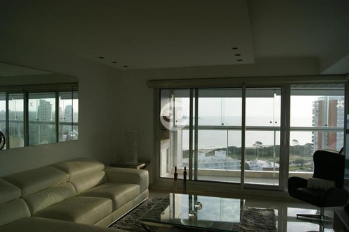 Apartamento Con Vista Directa En Mansa