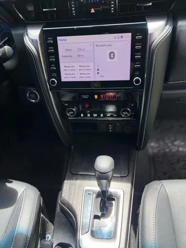 Toyota Fortuner Srv