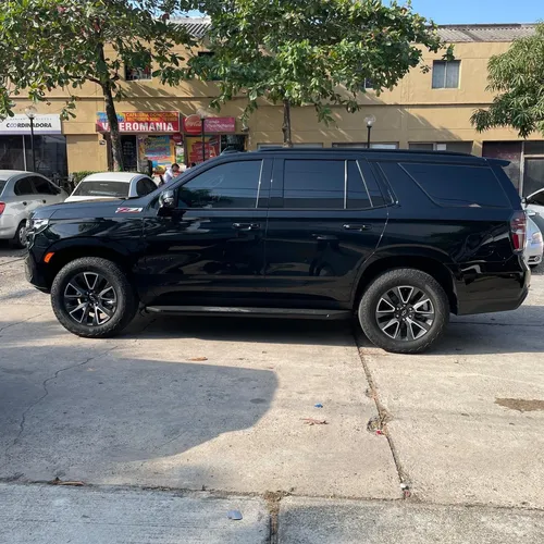 Chevrolet Tahoe 5.3 V8 Z71 4Wd At