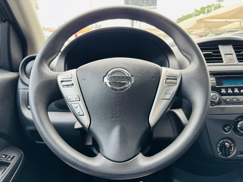 Nissan Versa 1.6 Sense Mt