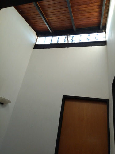 Imagen 24 de 26 de Townhouse Remodelado En Nueva Casarapa