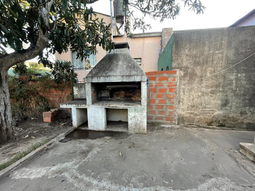 Casa 3 Amb En Tigre Residencial Con Jardin Enorme!! Mucho Pontencial!