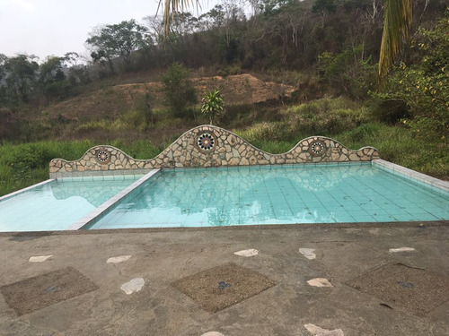 Hermosa Finca Con Posada