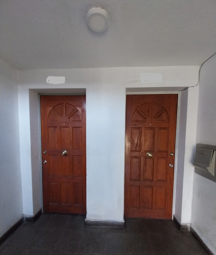 ¡¡¡ Ubicación Inmejorable, Ideal Para Remodelar A Tu Gusto !