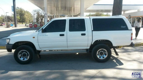 Toyota Hilux 2004 2.7 D/cab 4x2 N Dx