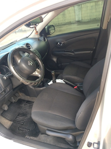 Nissan Versa 2013 1.6 16v Sl Flex 4p