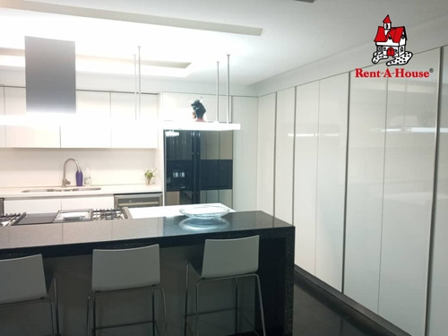 Imagen 3 de 29 de Hermosa Casa En Venta Urb. La Mantuana Country Club Turmero 23-4499 Ejc