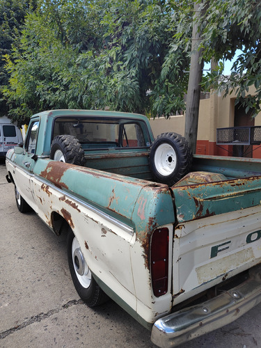 Ford F-100 3.6 Lujo