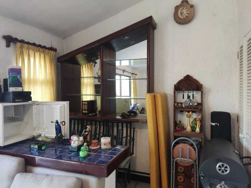 Casa En Condominio En Venta En Fraccionamiento Burgos, Temixco, Morelos.