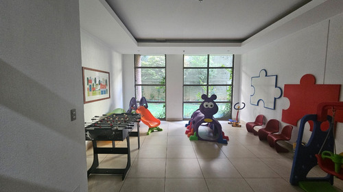 Irarrázaval / Hamburgo 1 Dormitorio Y Medio O Escritorio.