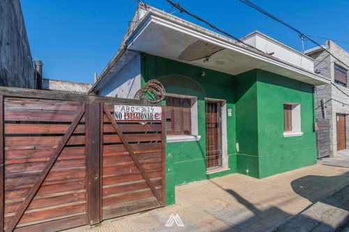 Alquiler En Centro De Pando Casa De 2 Dormitorios