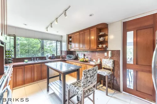Apartamento En Arriendo/venta En Los Rosales. Cod A982