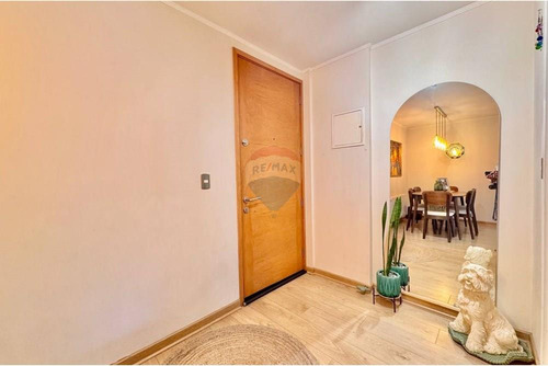Vive En Ñuñoa En Dpto Con Enorme Jardin