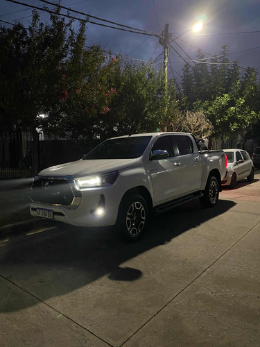 Toyota Hilux Pick-up 2.8 Cd Srx 204cv 4x4 At