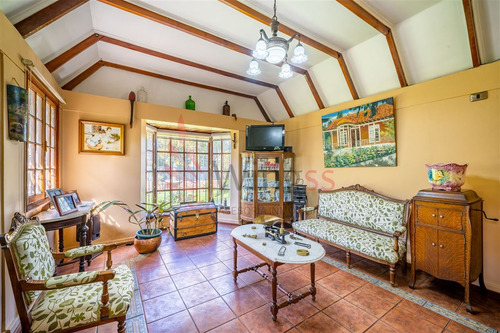 Casa En Venta En La Reina