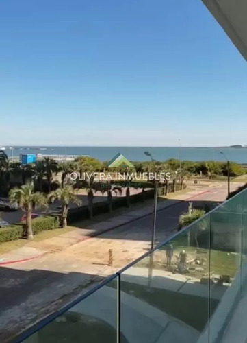 Unidad En Venta Sobre Playa Mansa , 1 Dormitorio Con Gran Terraza