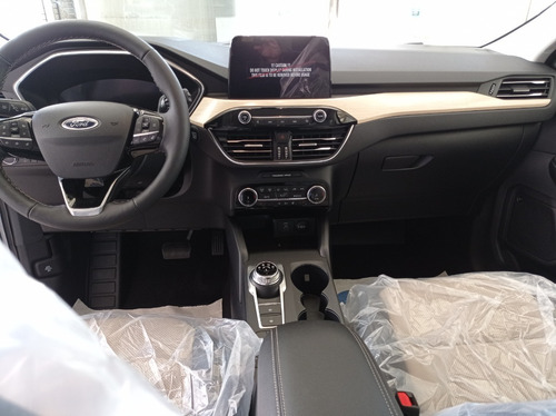 Imagen 11 de 16 de Ford Escape Automática