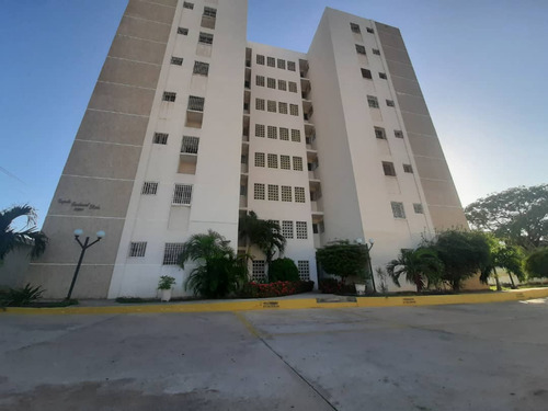 Apartamento En Venta En Conjunto Residencial La Florida, Semi Amoblado