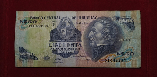 Billete 50 Pesos Uruguay Seríe F 1988