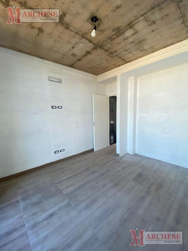 Imagen 11 de 30 de Departamento 2 Ambientes En Venta En Castelar Norte
