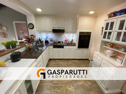 Casa En Venta En Aranjuez Country Club, 4 Dorm. Con Pileta!