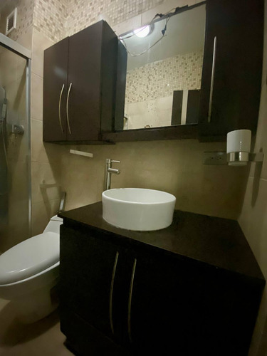 Apartamento En Venta Res. Los Pinos Llano Alto Carrizal. La