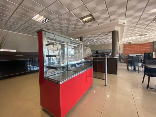Imagen 8 de 12 de Importate Local Comercial En Alquiler A Metros De Nordelta