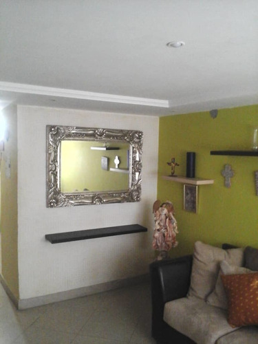 Imagen 2 de 11 de Venta Apartamento Tipo Town-house Urb. La Esperanza