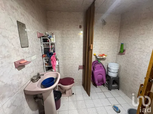 Venta Casa 5 Ambientes Metropolitana Tercera Sección