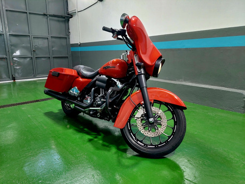 Imagen 9 de 18 de Harley Davidson Streeglide