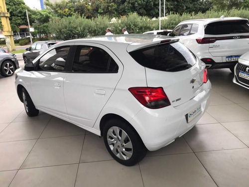 Imagem 12 de 13 de Chevrolet Onix 1.4 Mpfi Lt 8v Flex 4p Manual 2016/2016