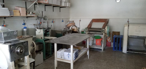 Imagen 6 de 10 de Venta Fabrica De Pastas Completa En Barrio Matheu.