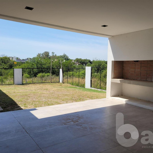 Imagen 8 de 13 de Vendo Casa En Housing A Estrenar 3 Dormitorios La Carolina