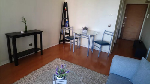Duplex Un Dormitorio Con Estacionamiento Y Bodega
