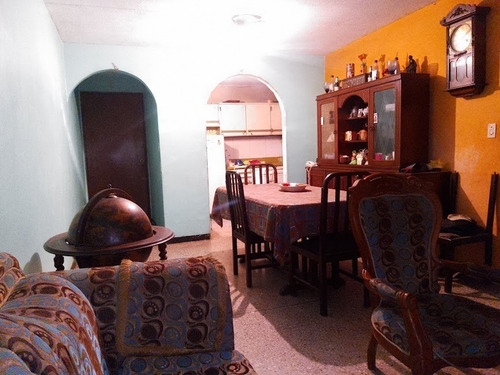 Imagen 2 de 9 de Apartamento En Venta Menca De Leoni Frente Al Saman Guarenas Estado Miranda, 80m2