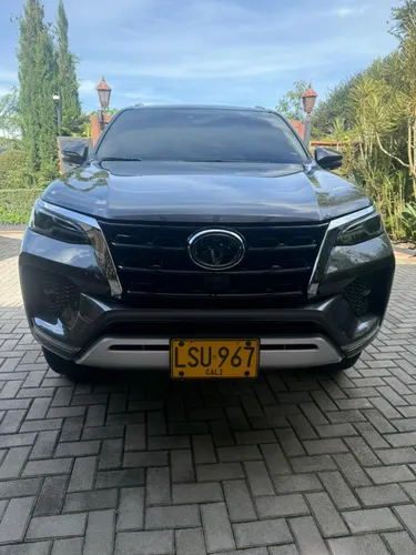 Toyota Fortuner 2.8 Srv 2023