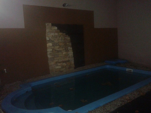 Casa De 4 Ambientes Sobre Capdevilla Y Granaderos Exelente E