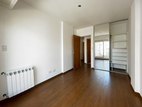 Imagen 8 de 15 de 1 Dormitorio Con Caldera Y Radiadores