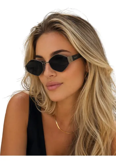 Óculos De Sol Feminino Uv400 Milano Premium Hexagonal Club Milano Preto/cinza